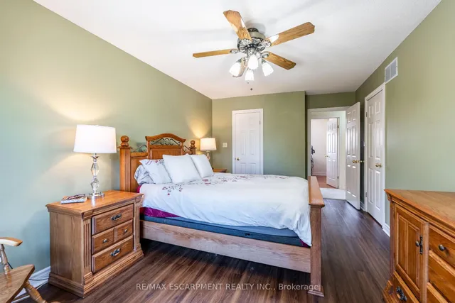 Additional property image - 10 Shadowdale Dr