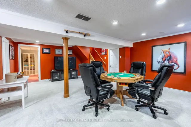 Additional property image - 10 Shadowdale Dr