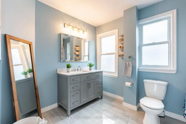 Additional property image - 668 Burgess Ave