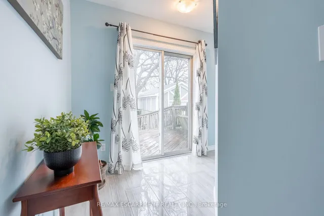 Additional property image - 668 Burgess Ave