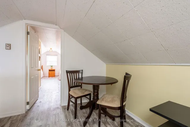 Additional property image - 668 Burgess Ave