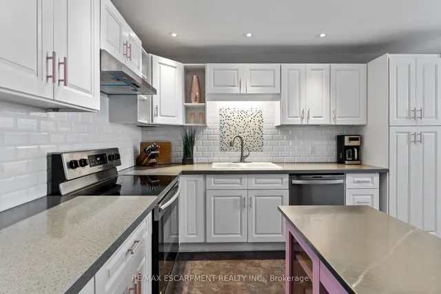 Additional property image - 99 Mill St