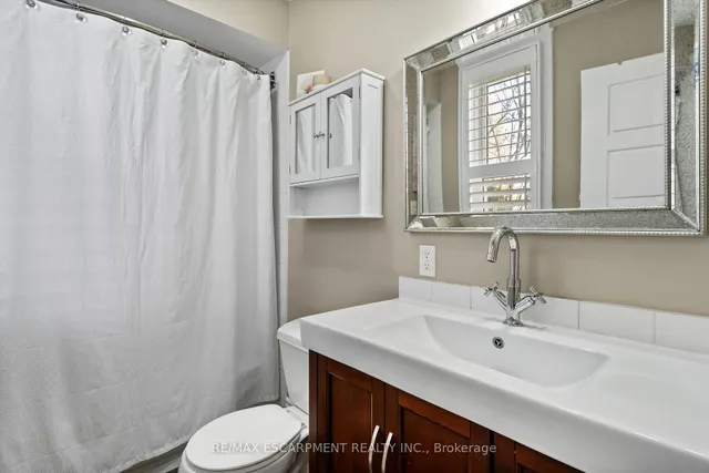 Additional property image - 99 Mill St