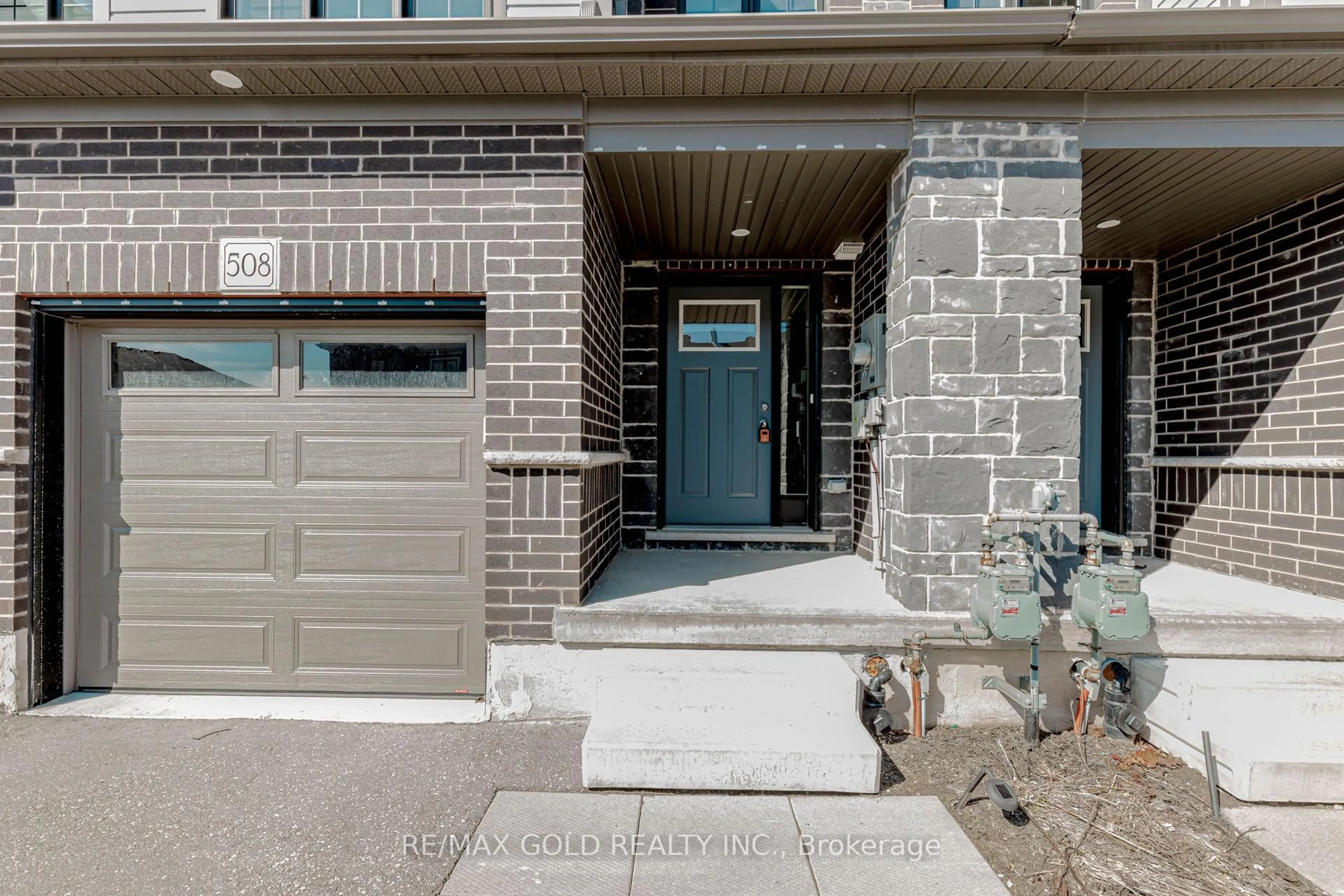 Home with brick exterior material, street for 508 Woodlea Crt, Kitchener Ontario N2R 0P8
