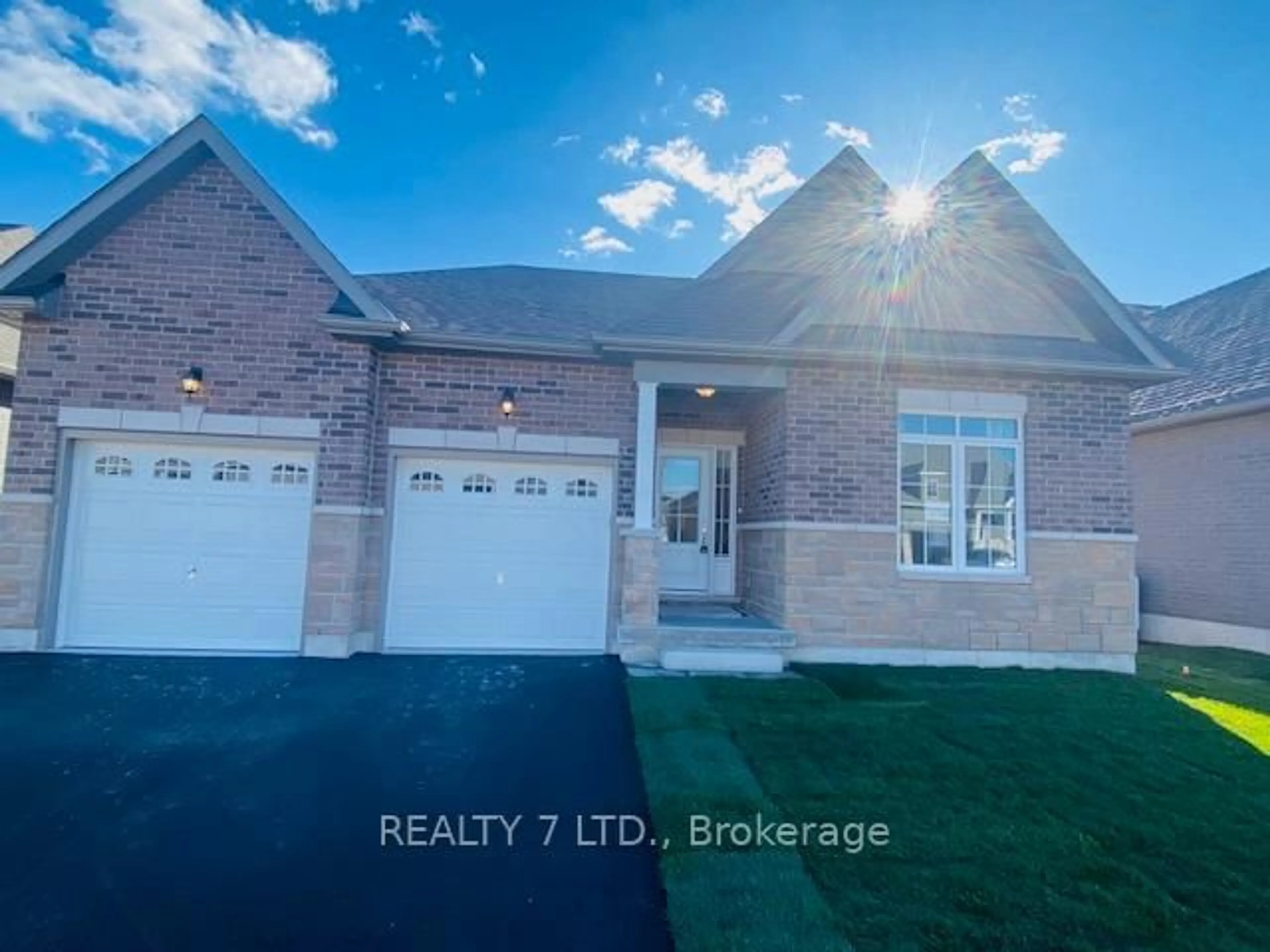 Home with brick exterior material, street for 31 Hillcroft Way, Kawartha Lakes Ontario K0M 1A0