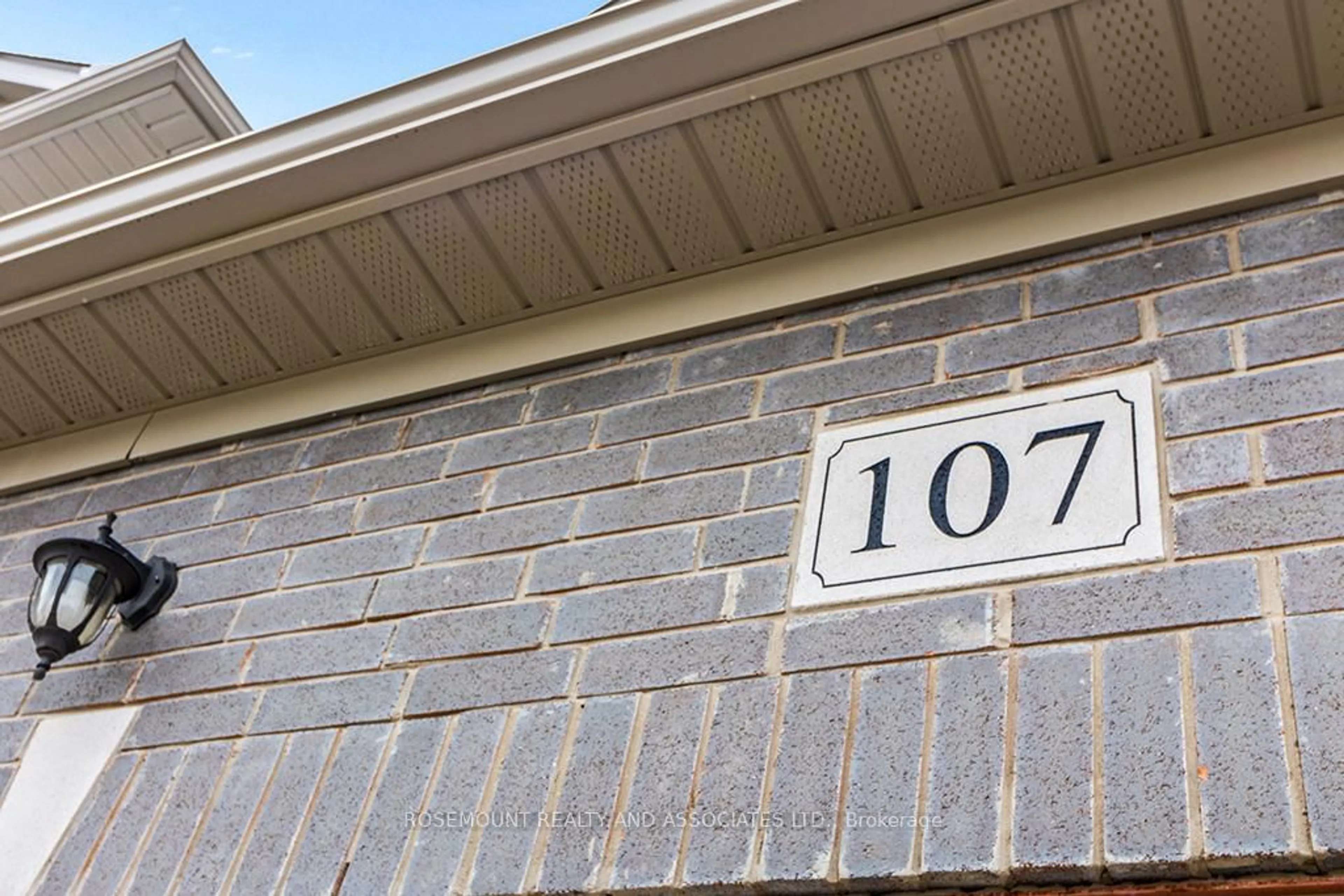 Home with brick exterior material, building for 107 Werry Ave, Southgate Ontario N0C 1B0