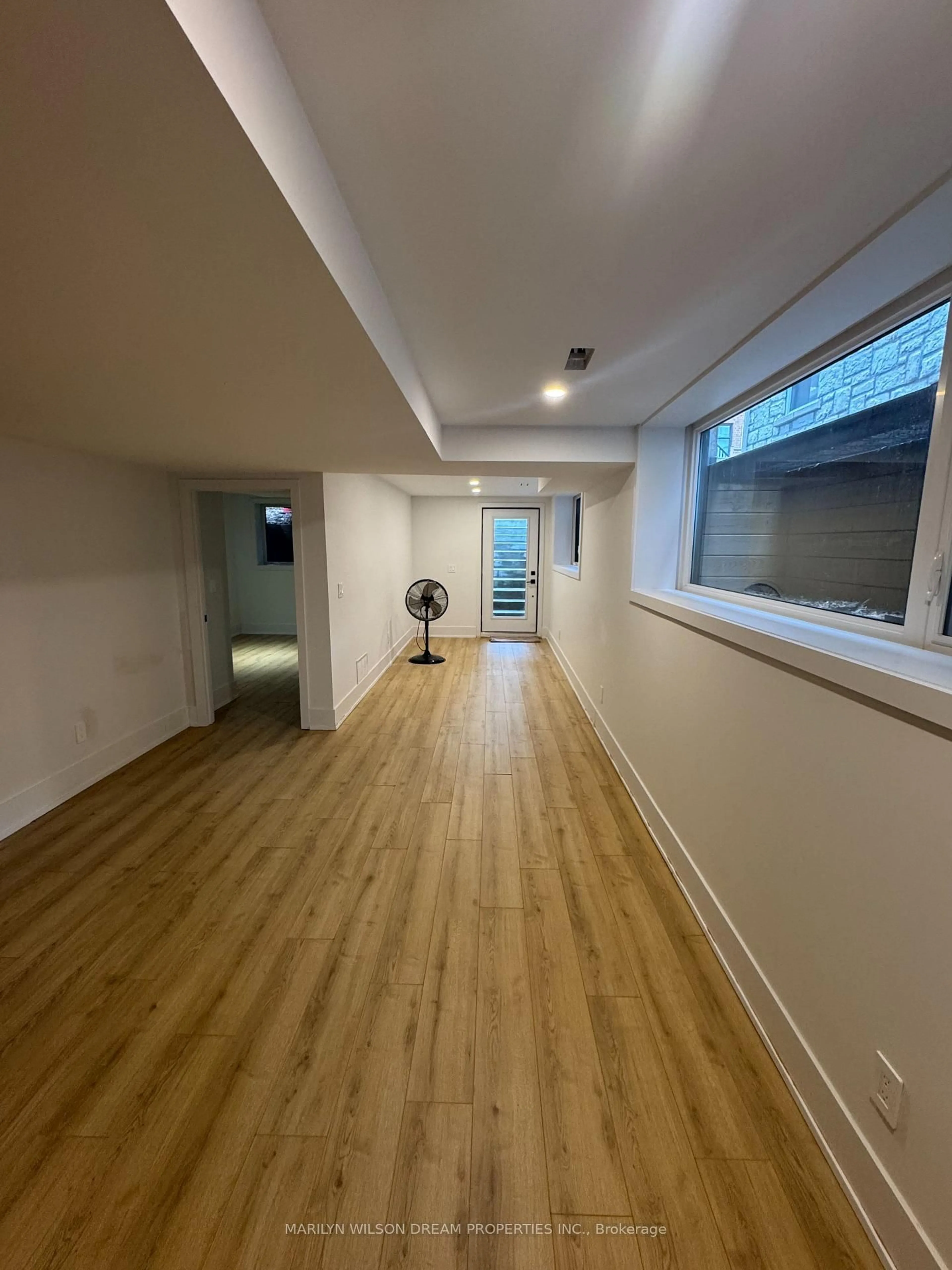 A pic of a room for 111 Greenfield Ave, Ottawa Ontario K1S 0X8