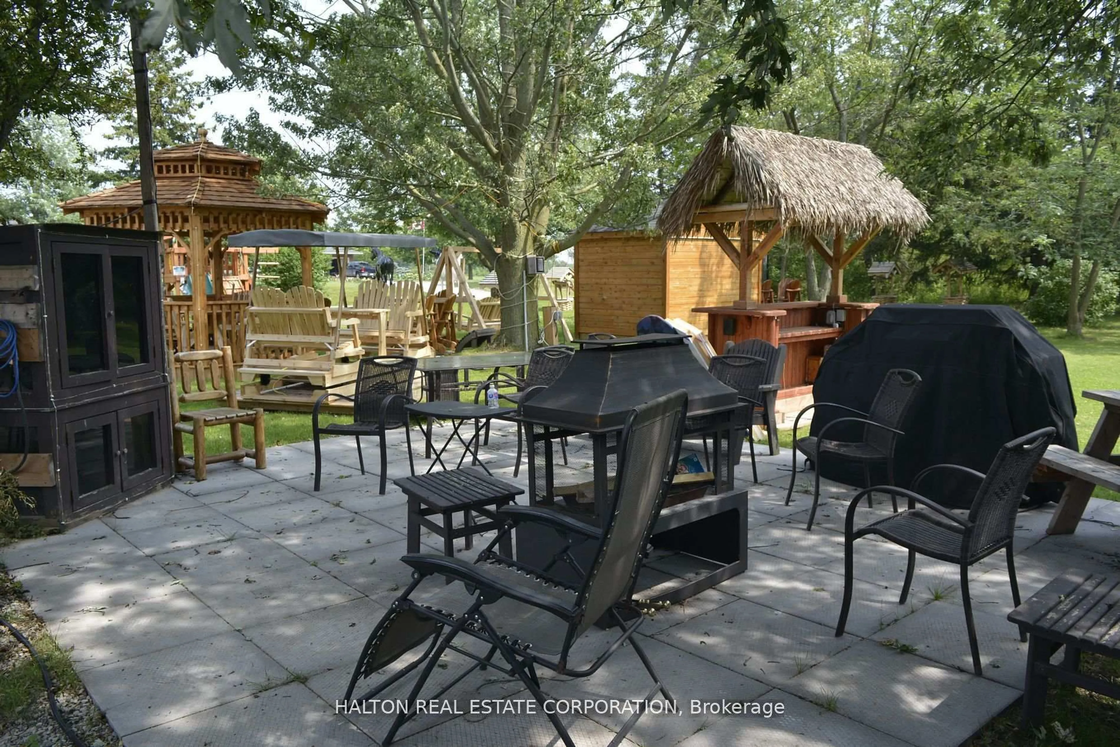 Patio, street for 1349 Highway 56, Haldimand Ontario N3W 1T1