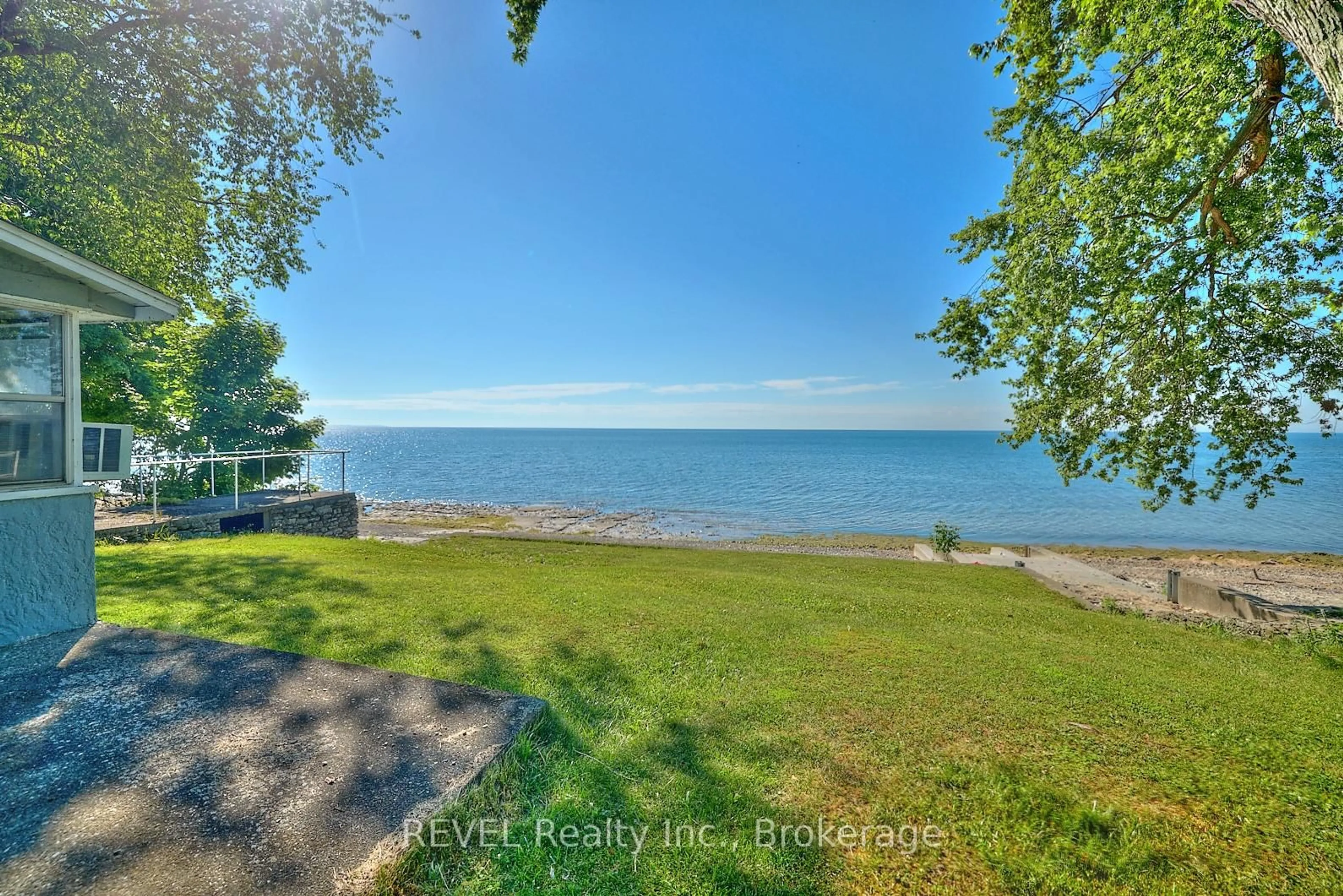 A pic from outside/outdoor area/front of a property/back of a property/a pic from drone, water/lake/river/ocean view for 11357 Fowler Rd, Wainfleet Ontario L3K 5V4