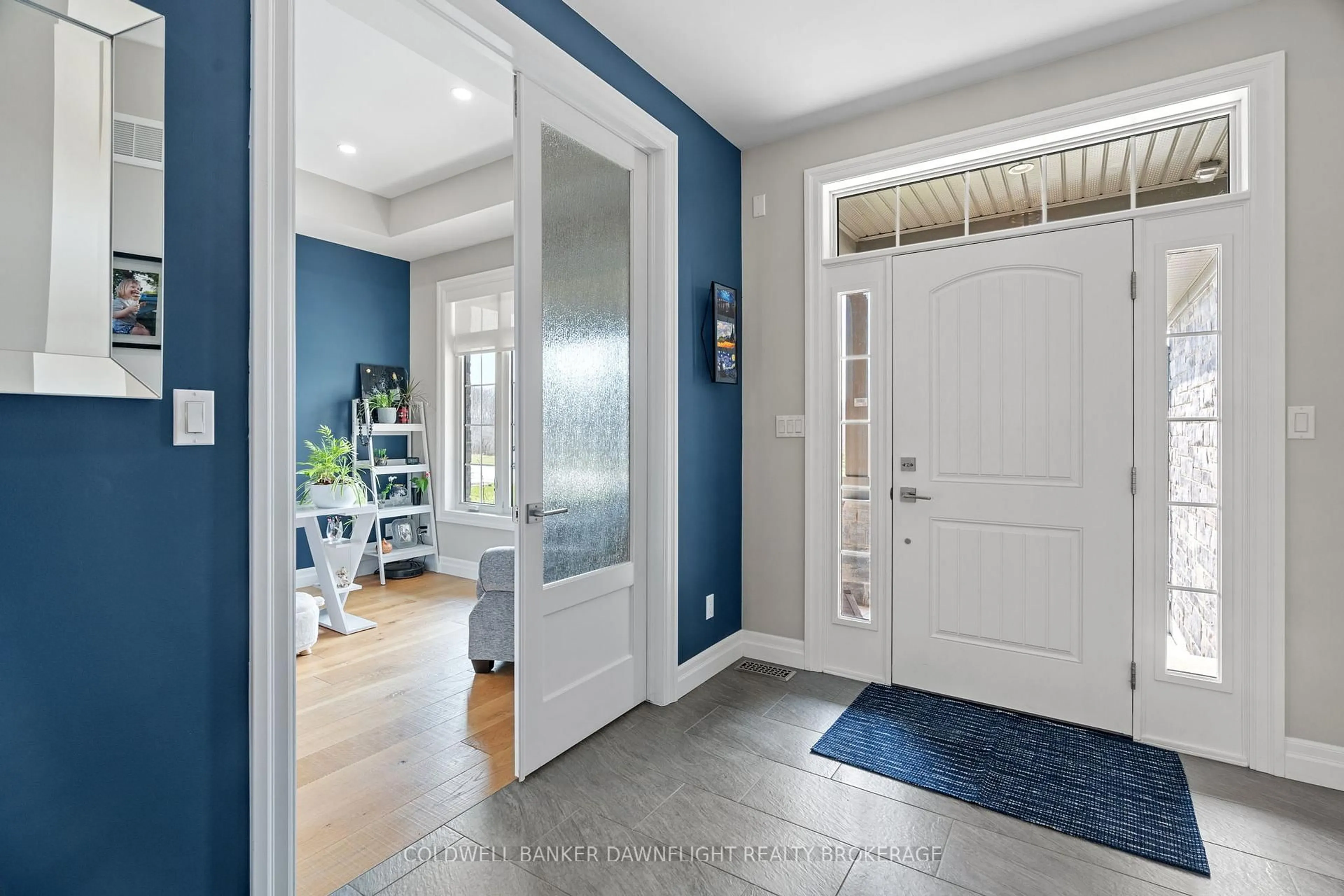 Indoor entryway for 303 Hazelton Lane, South Huron Ontario N0M 1S3