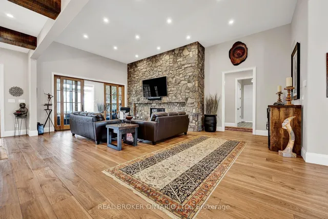 Additional property image - 44 Pioneer Ridge Dr