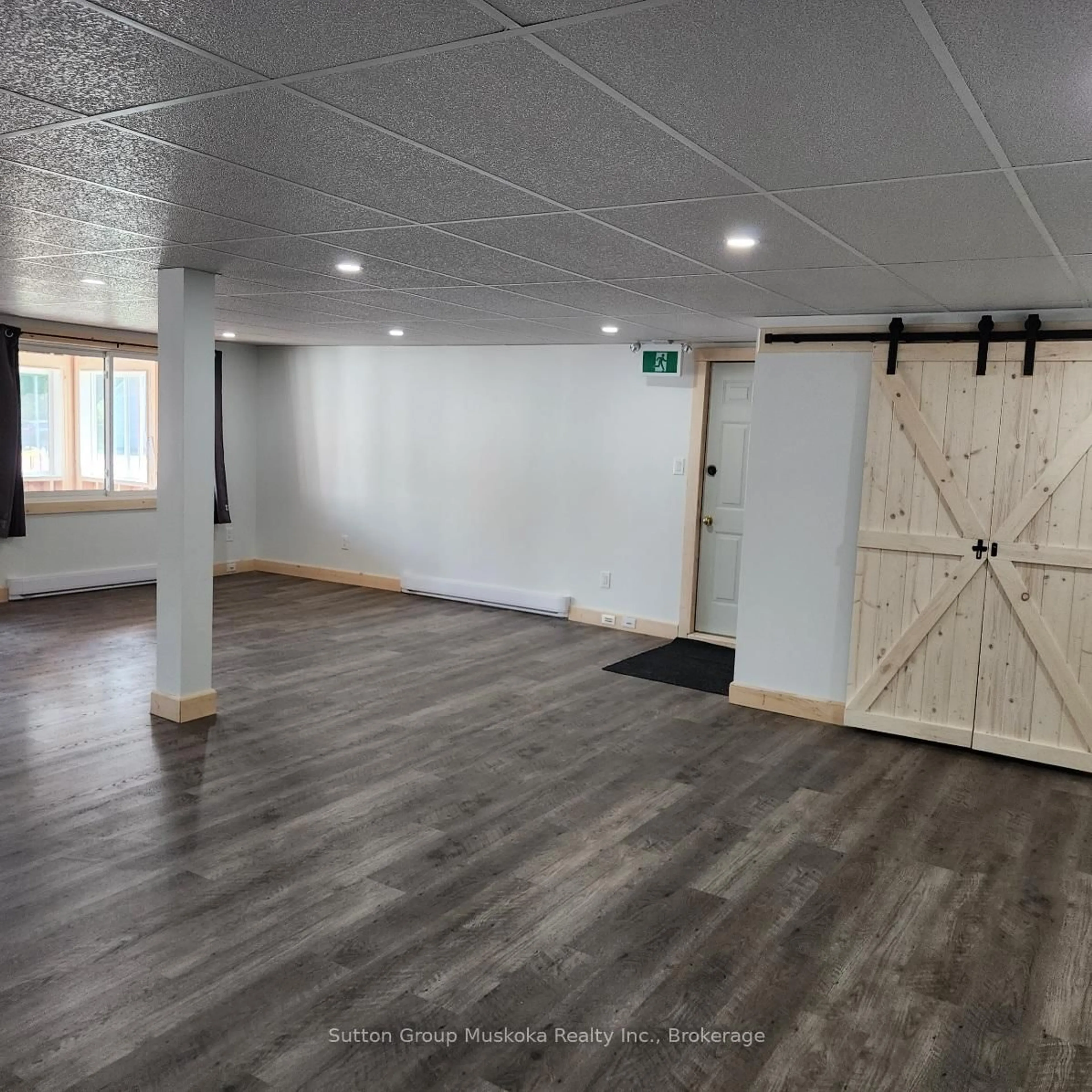 Unknown for 2831 Highway 60 Highway, Lake of Bays Ontario P0A 1H0