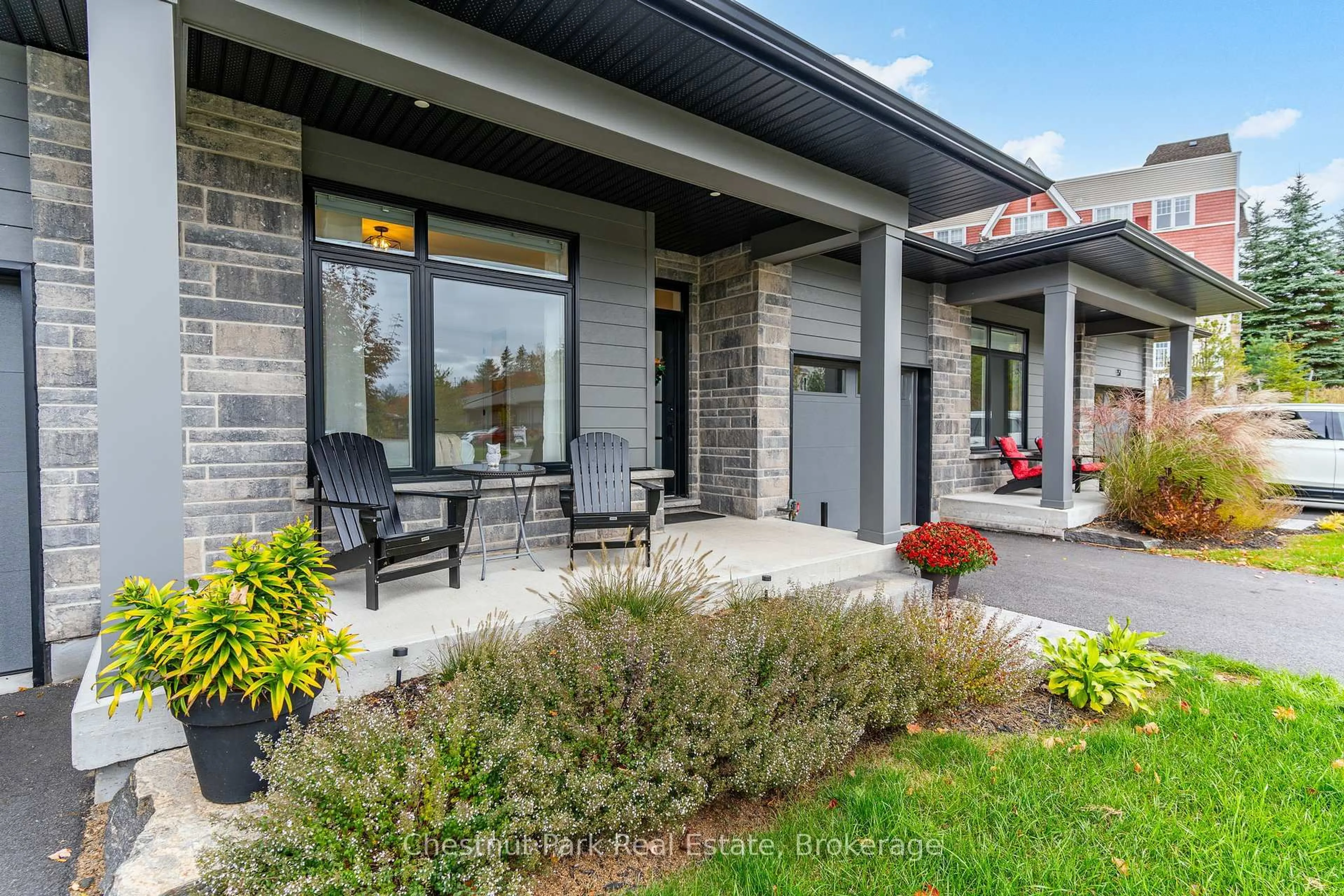 Home with brick exterior material, street for 55 JACK St, Huntsville Ontario P1H 0G4