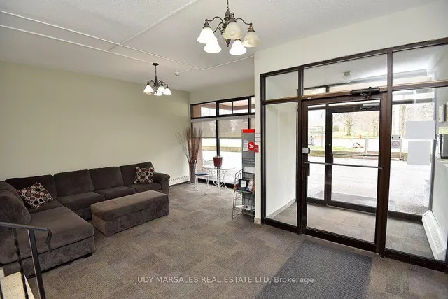 Additional image 3 of 1950 Main St Unit 302