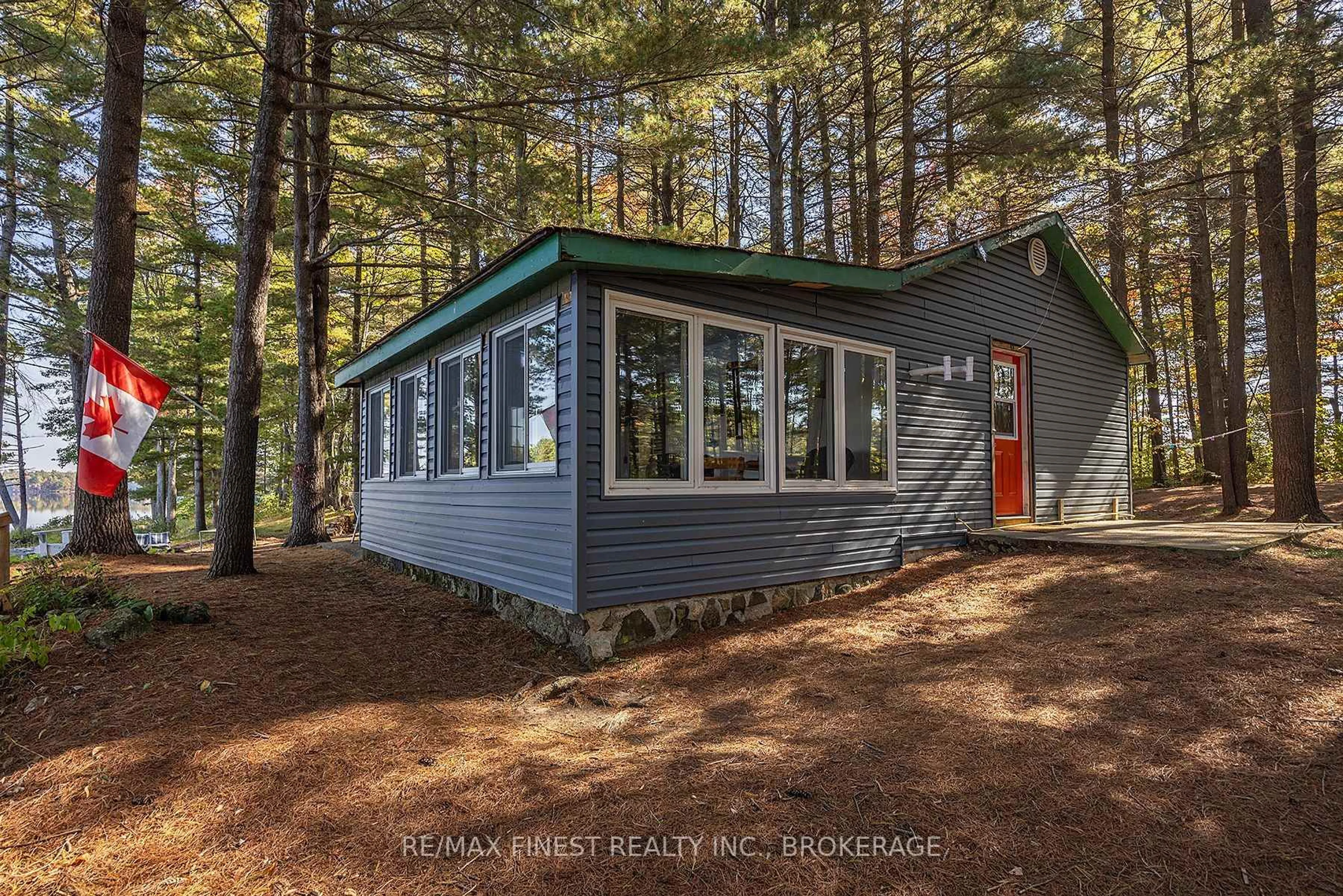 Home with vinyl exterior material, forest/trees view for 293 GOLD DUST Lane, Hartington Ontario K0H 1W0