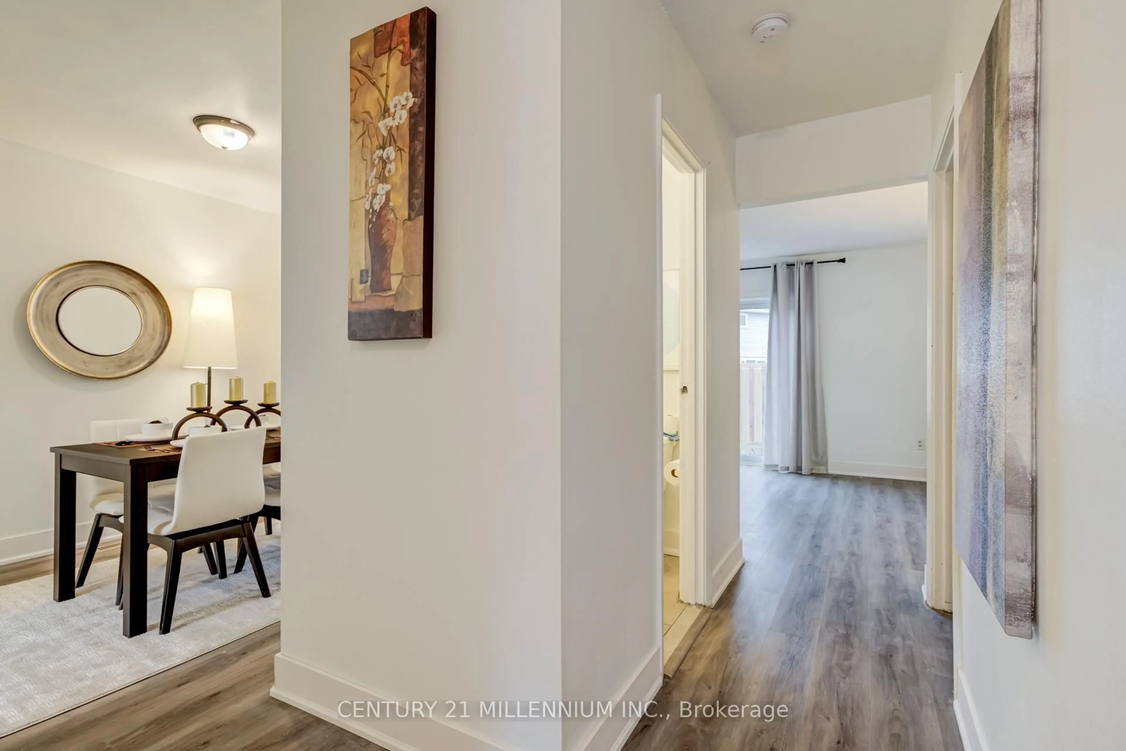 Indoor entryway for 470 Second St #17, London East Ontario N5V 3X3