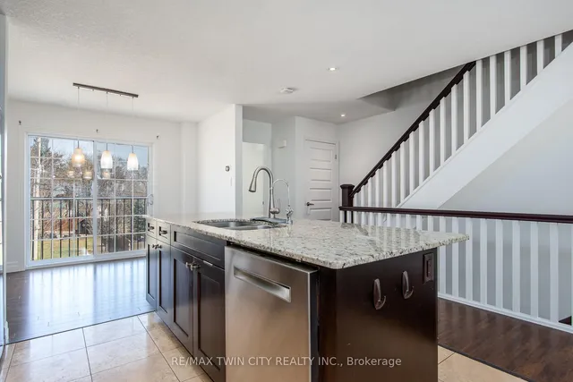 Additional property image - 45 Woolwich St