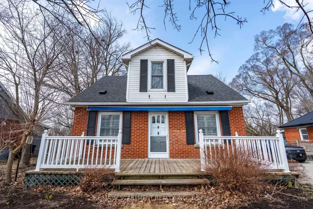Additional property image - 2806 Upper James St