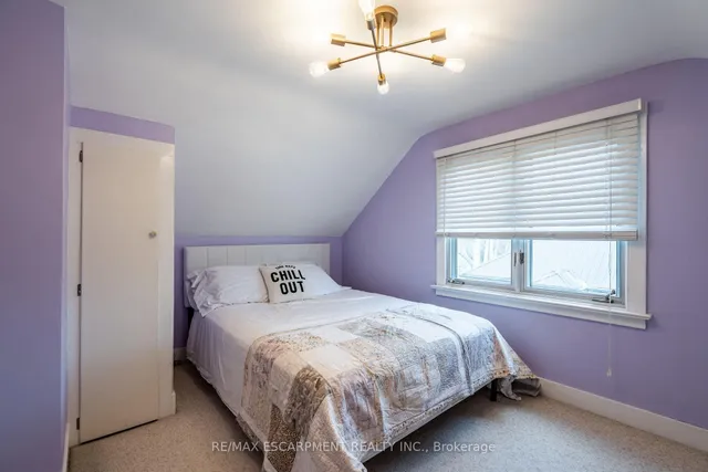 Additional property image - 2806 Upper James St
