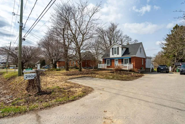 Additional property image - 2806 Upper James St