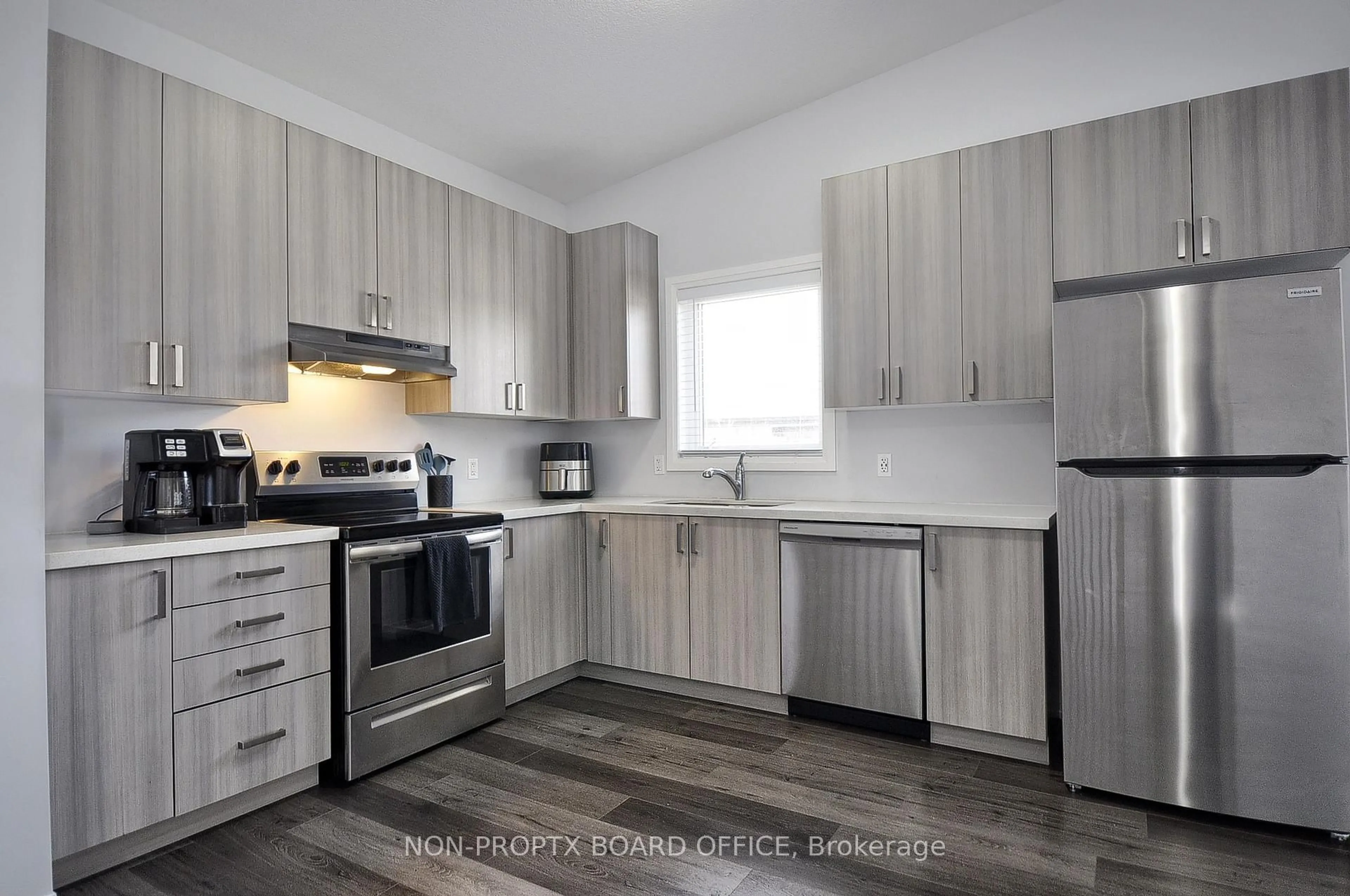 Unknown for 550 Grey St #16, Brantford Ontario N3S 7M5