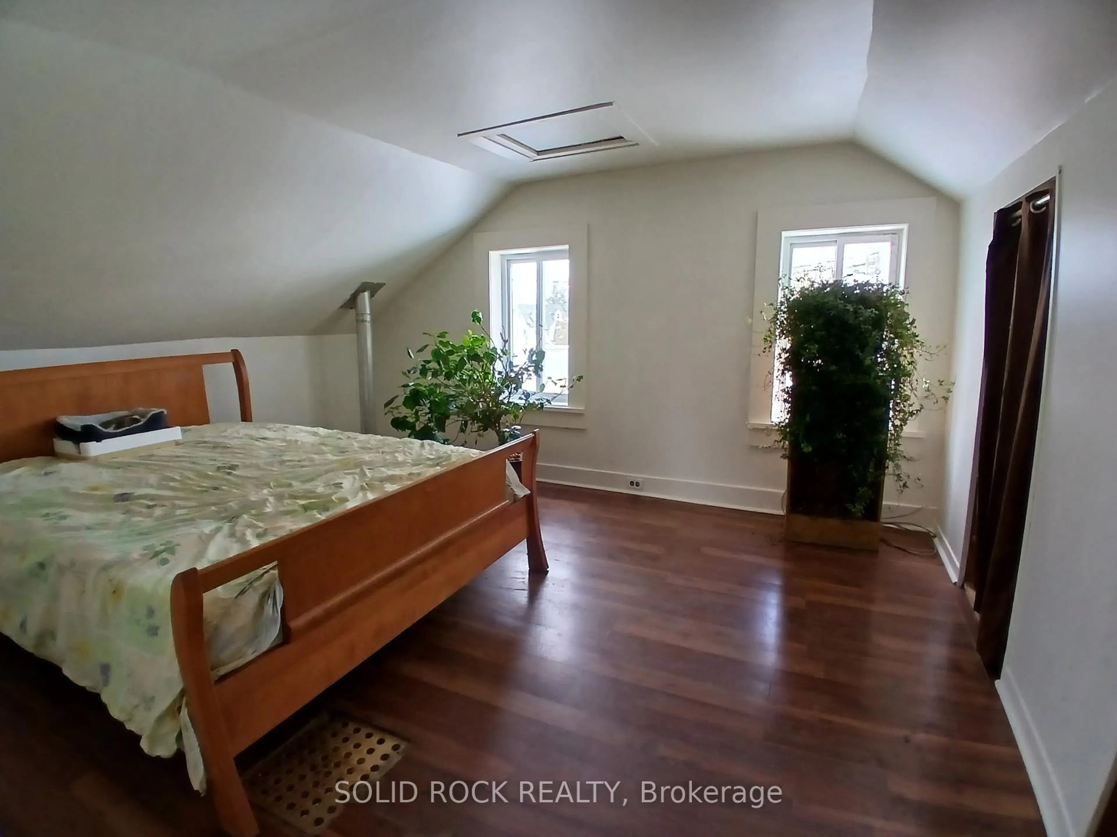 A pic of a room for 112 Broadway St, Merrickville-Wolford Ontario K0G 1N0