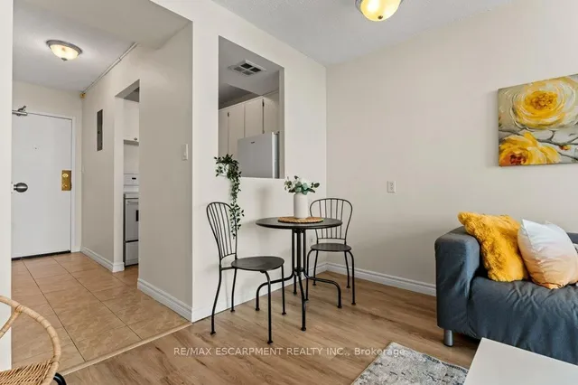 Additional property image - 150 Charlton Ave Unit 1803