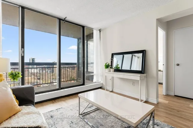 Additional property image - 150 Charlton Ave Unit 1803