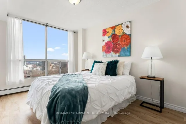 Additional property image - 150 Charlton Ave Unit 1803