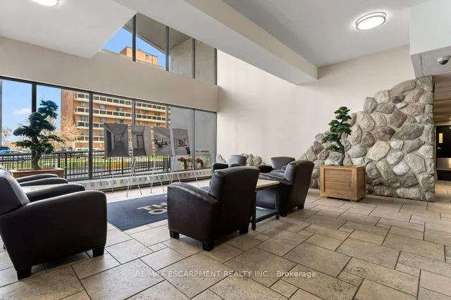 Additional property image - 150 Charlton Ave Unit 1803