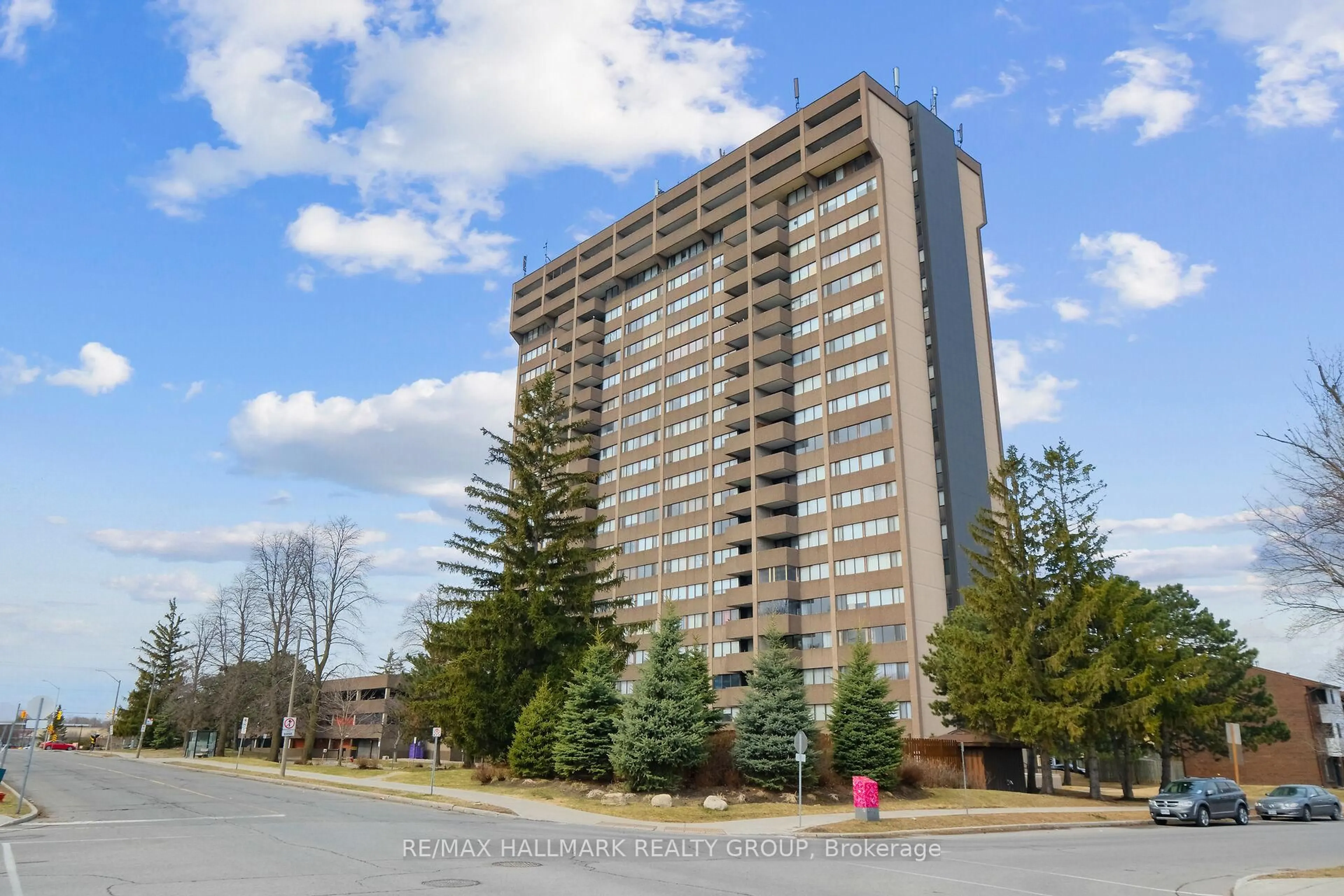 Unknown for 1285 Cahill Dr #305, Ottawa Ontario K1V 9A7
