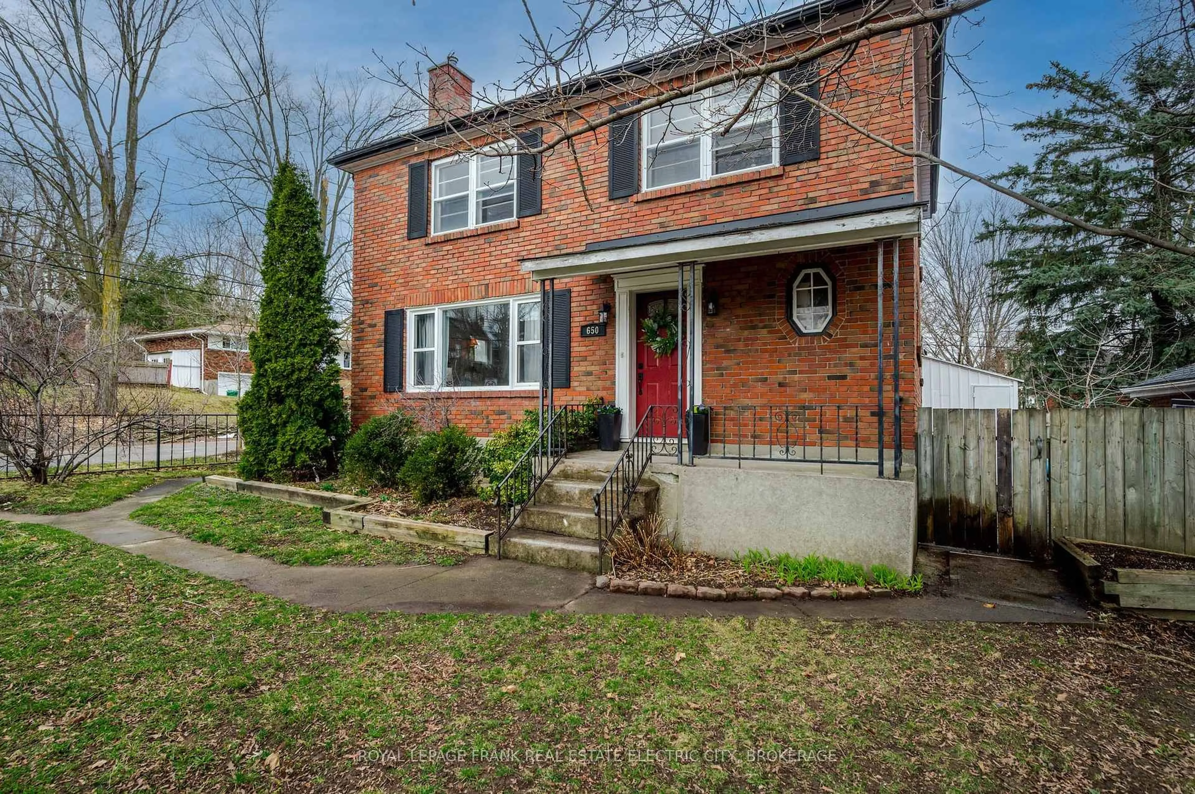 Home with brick exterior material, street for 650 Sherbrooke St, Peterborough Central Ontario K9J 2P6