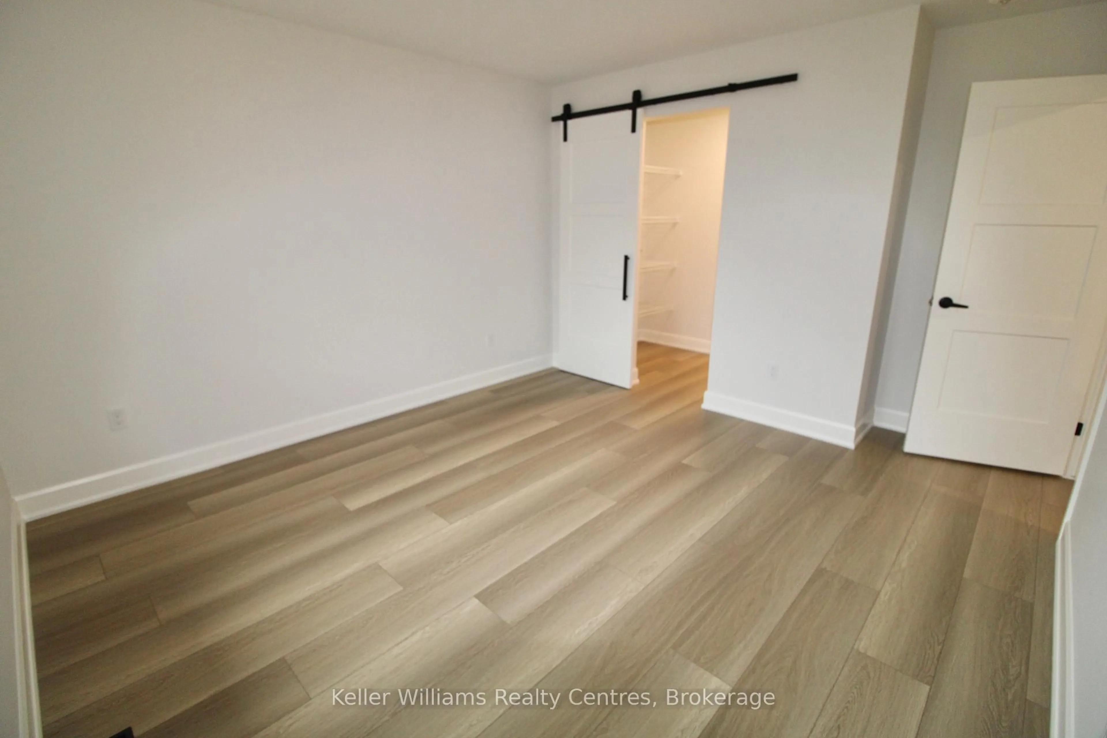 A pic of a room for 829 22ND Avenue A,, Hanover Ontario N4N 0C5