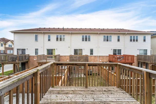 Additional property image - 18 Kenridge Terr