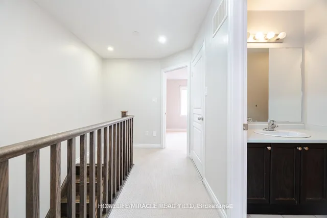 Additional property image - 18 Kenridge Terr