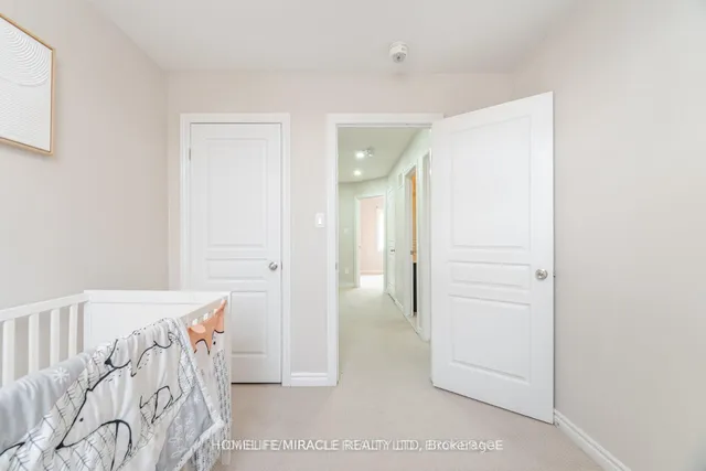 Additional property image - 18 Kenridge Terr