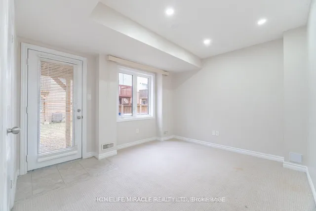 Additional property image - 18 Kenridge Terr