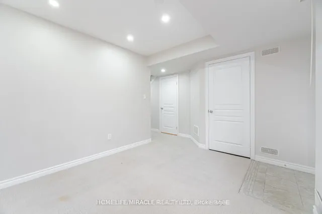 Additional property image - 18 Kenridge Terr