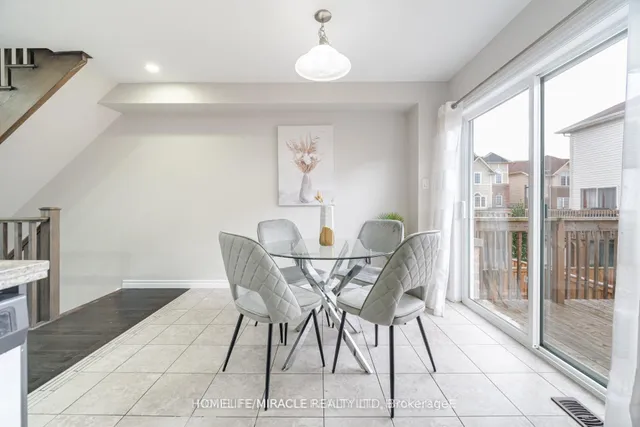 Additional property image - 18 Kenridge Terr