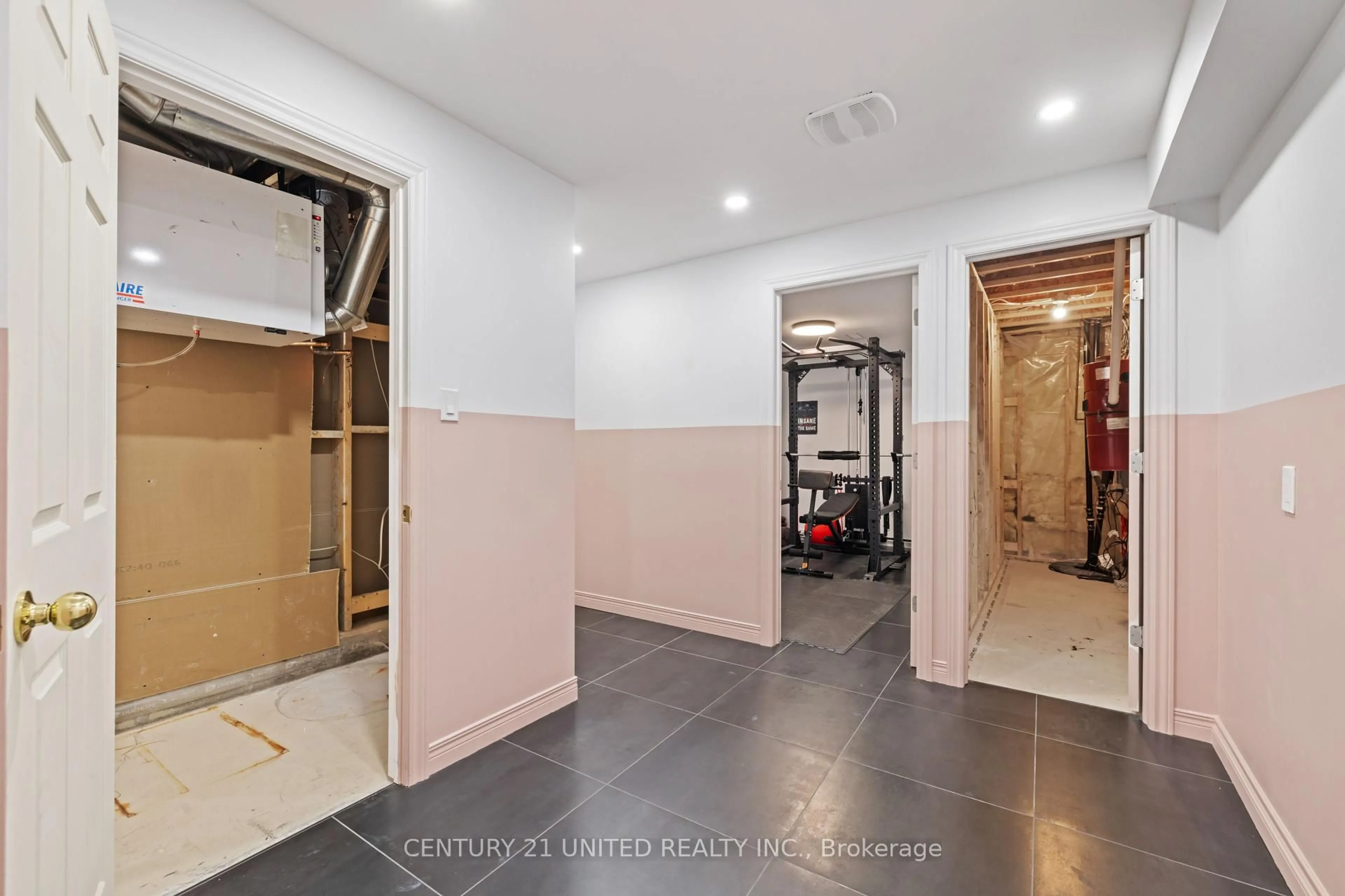 Gym or fitness room for 550 Naish Dr, Peterborough East Ontario K9H 0E4