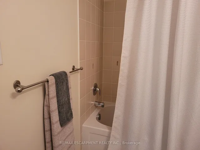 Additional property image - 12 Lynch Cres
