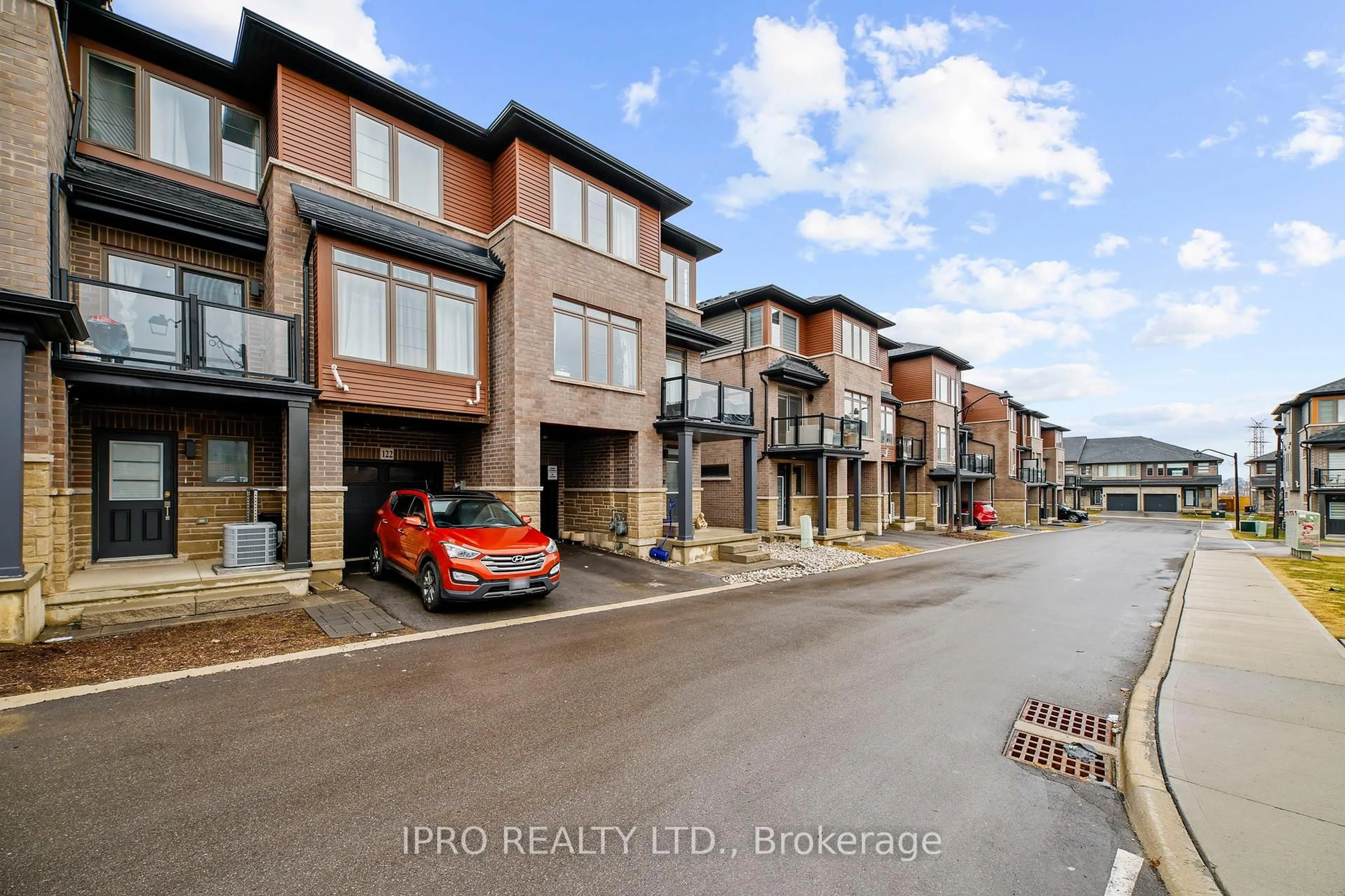 Unknown for 61 Soho St #123, Hamilton Ontario L8J 0M6
