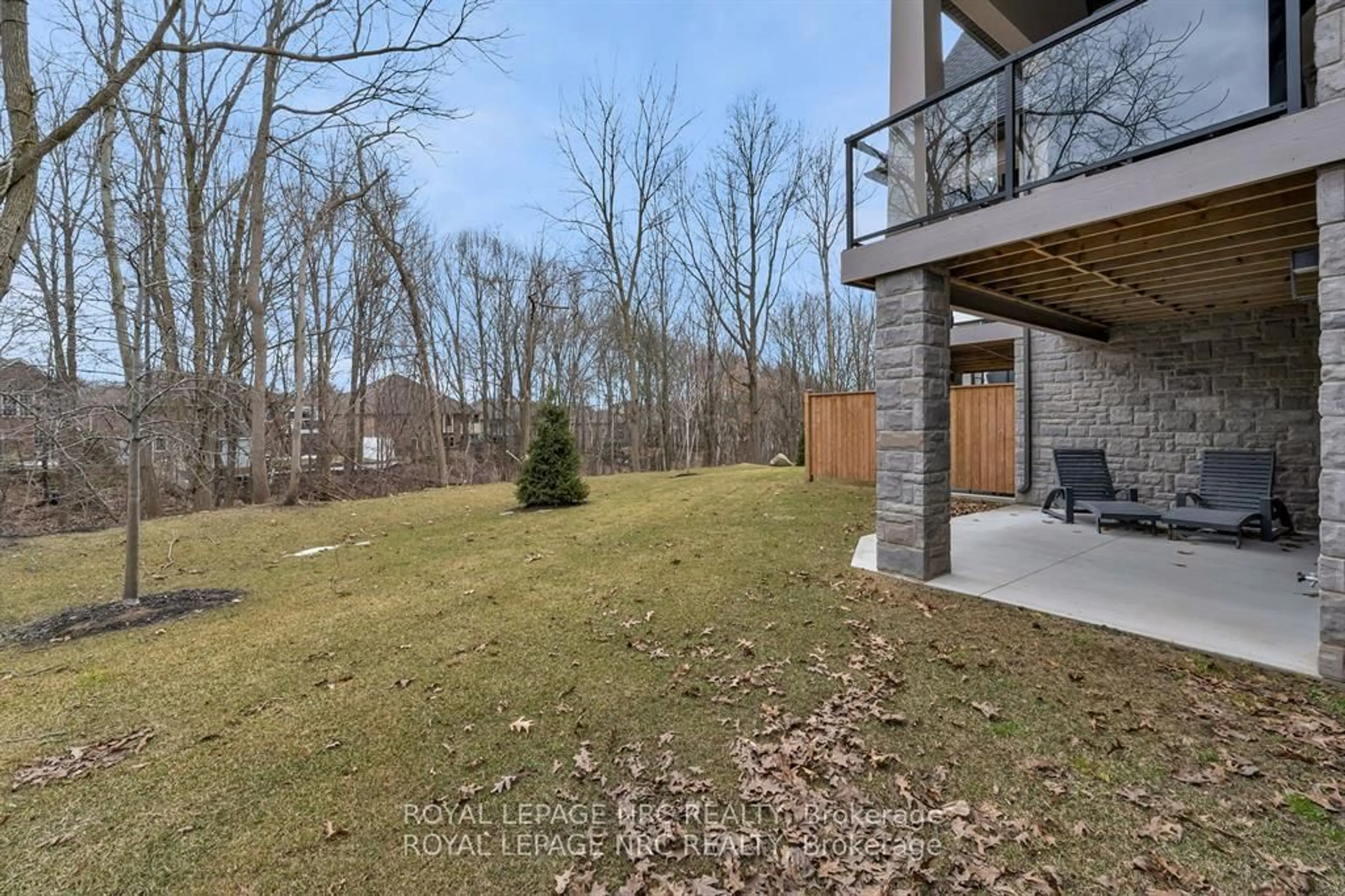 Patio, unknown for 190 CANBORO Rd #18, Pelham Ontario L0S 1E0