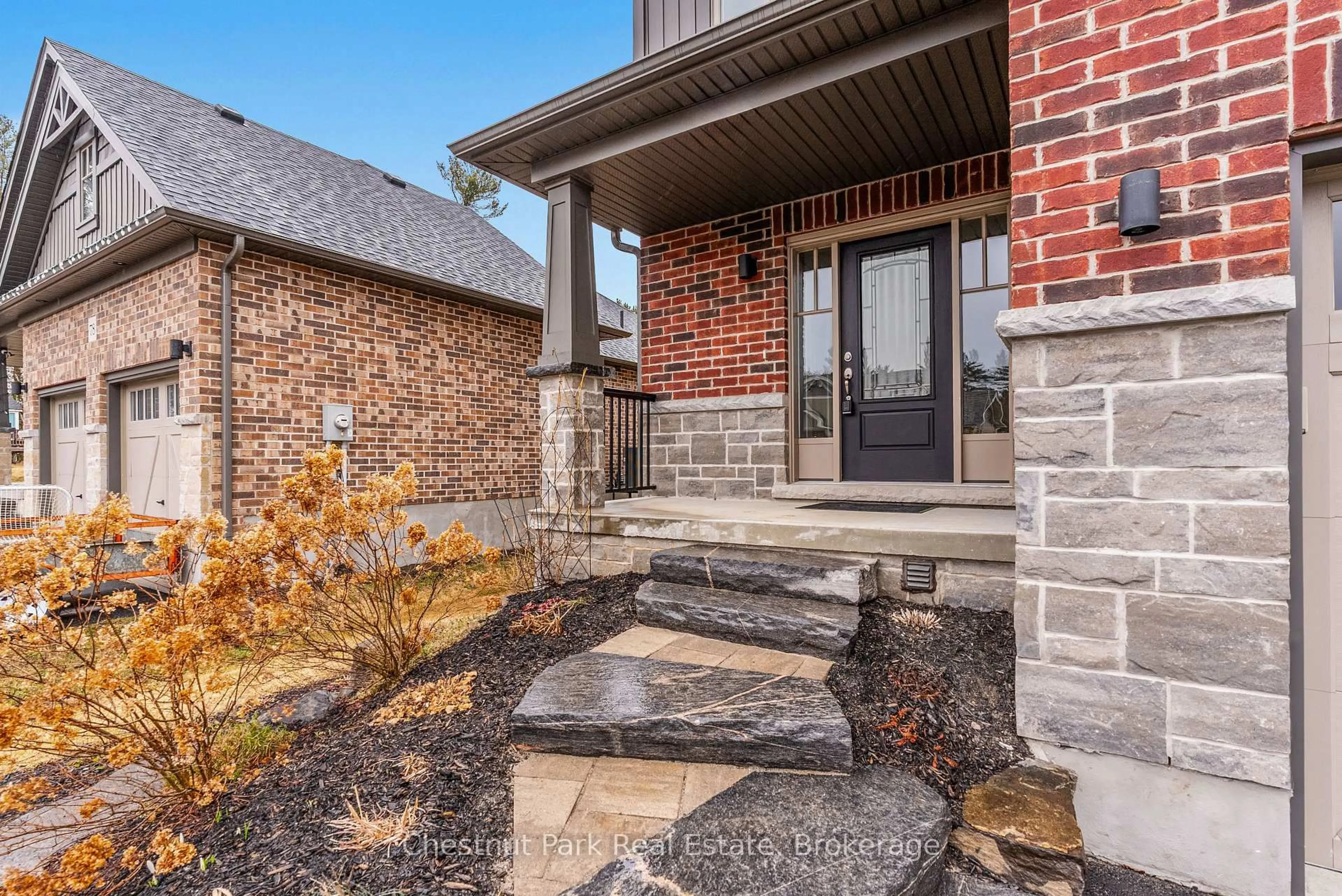 Home with brick exterior material, street for 76 Selkirk Dr, Huntsville Ontario P1H 0C6