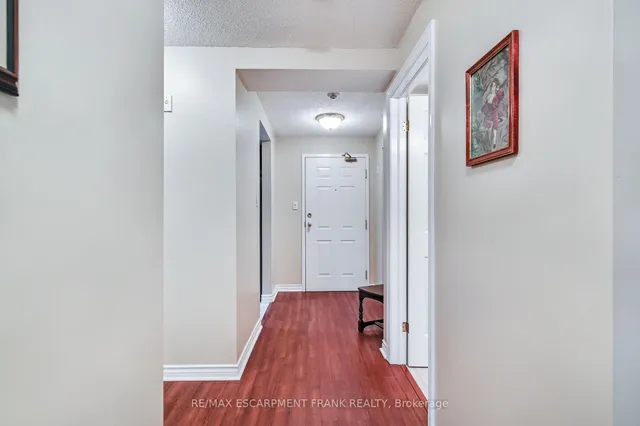 Additional property image - 970 Golf Links Rd Unit 205