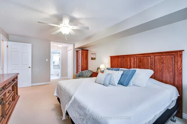 Additional property image - 970 Golf Links Rd Unit 205