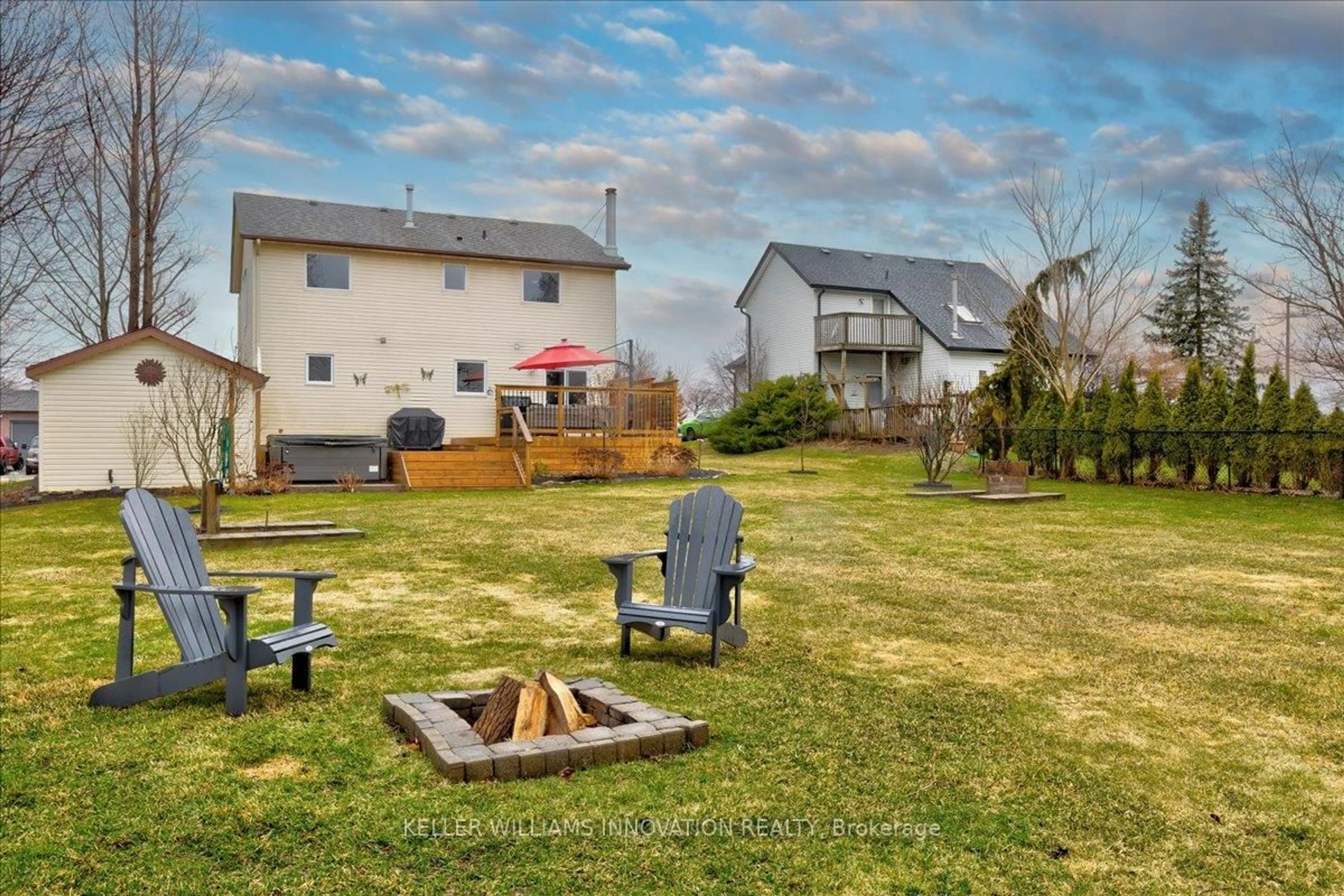 Patio, unknown for 10 Hewitt St, Blandford-Blenheim Ontario N0J 1B0