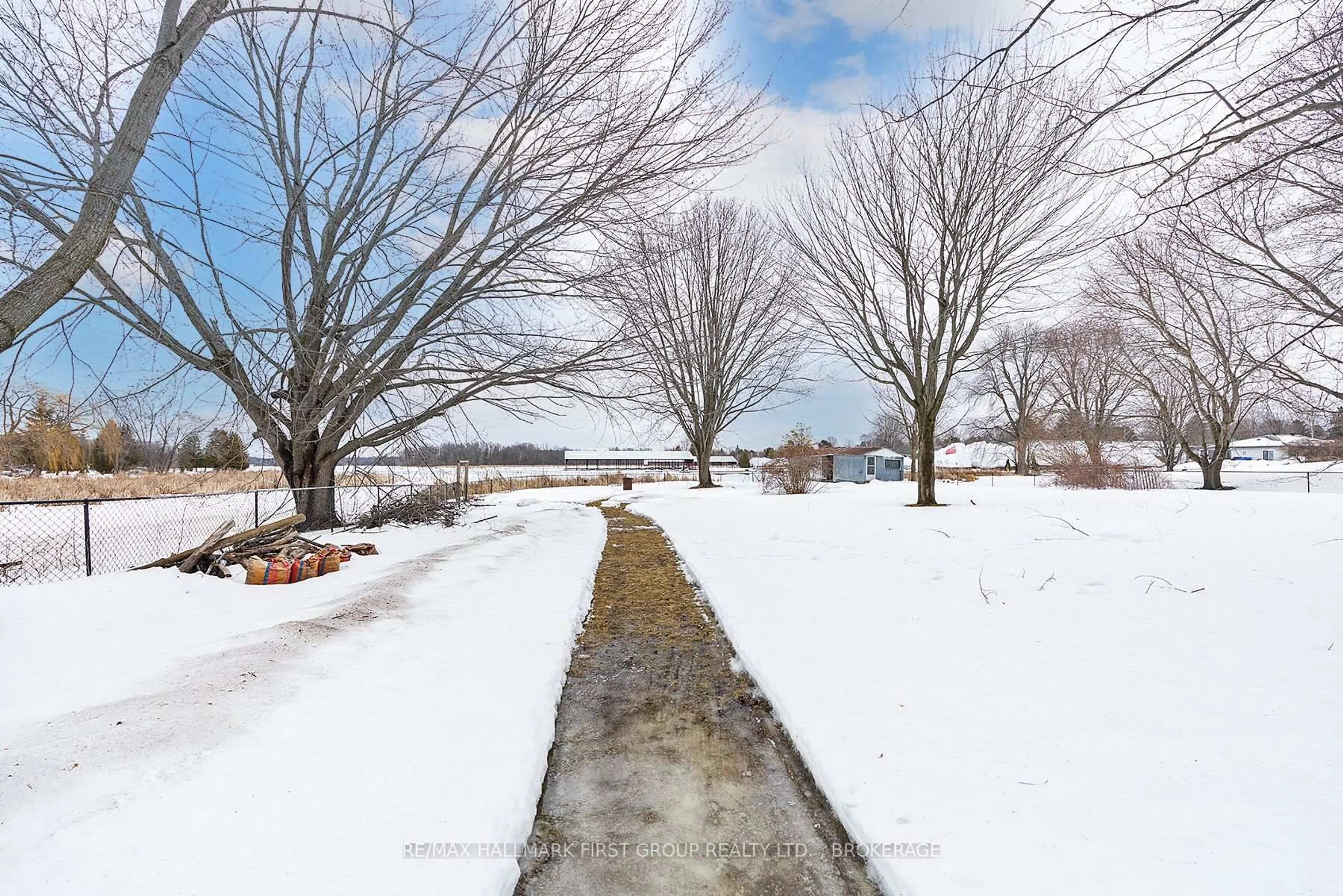 A pic from outside/outdoor area/front of a property/back of a property/a pic from drone, street for 11 Campbell St, Rideau Lakes Ontario K0G 1V0