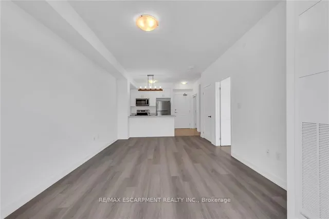 Additional property image - 460 Dundas St Unit 331