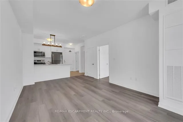Additional property image - 460 Dundas St Unit 331